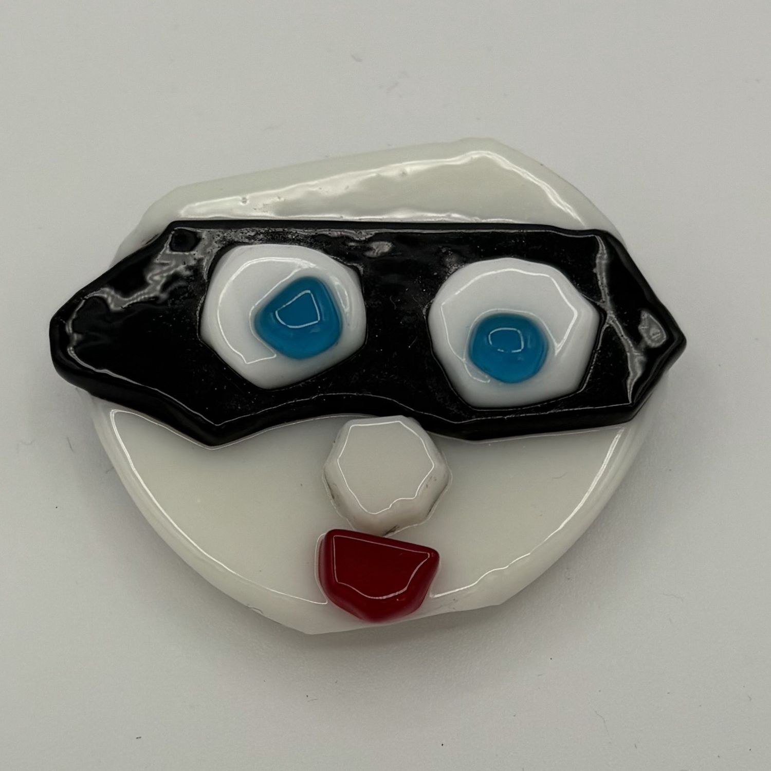 Mary Phifer, Fused Glass Magnet, Robber