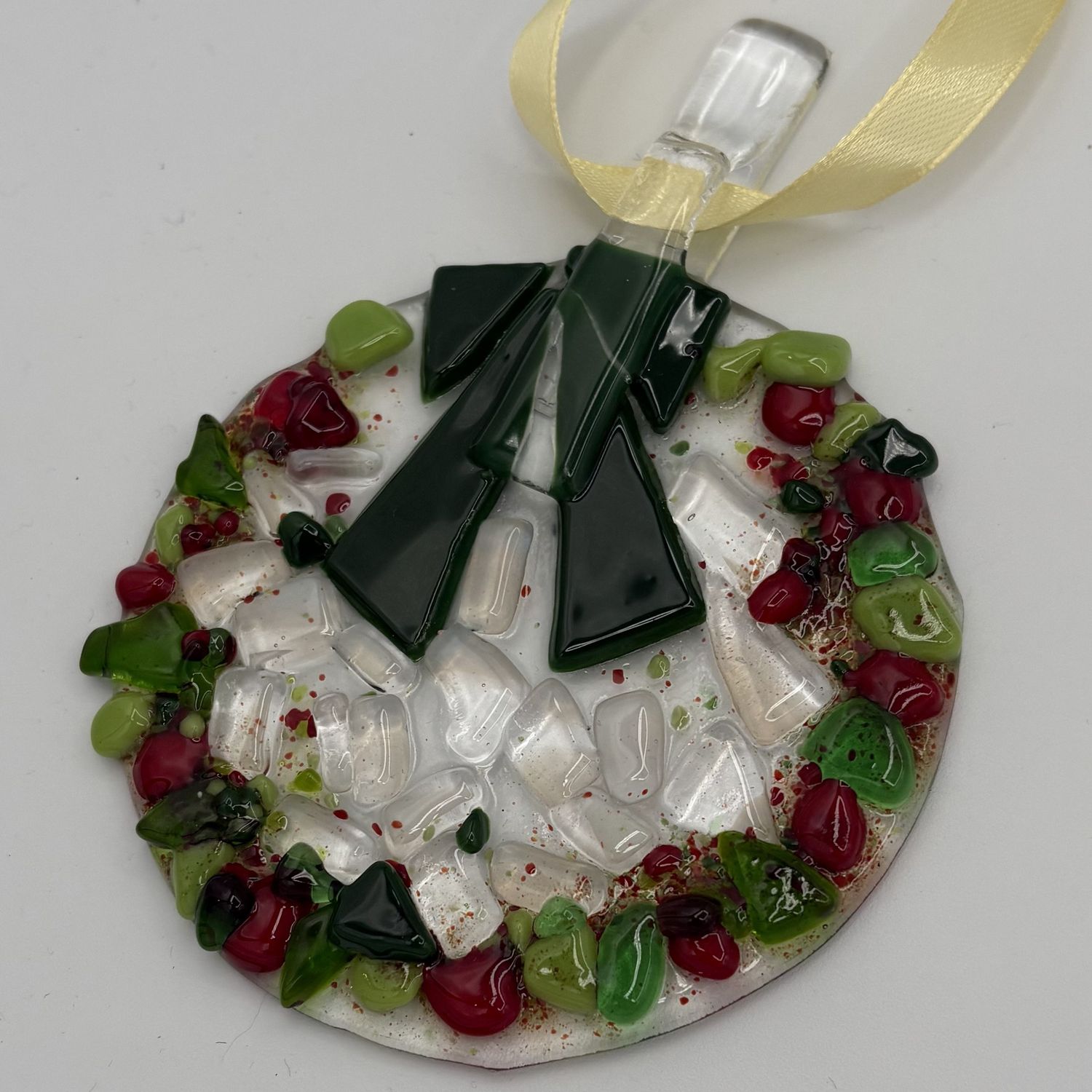 Erica Hasler, Fused Glass Ornament, Green Wreath 1