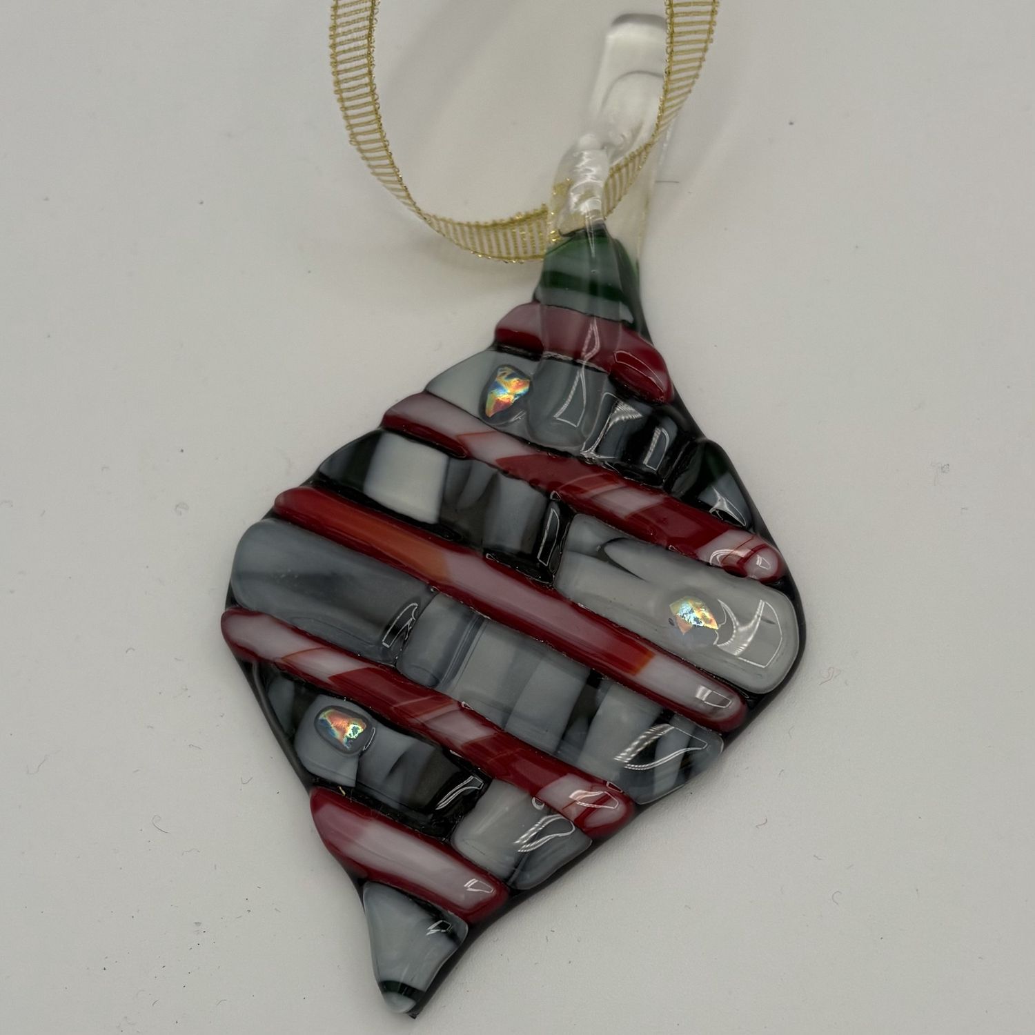 Liz Pfeiffer, Fused Glass Ornament, Small Red, Green and White Design 4