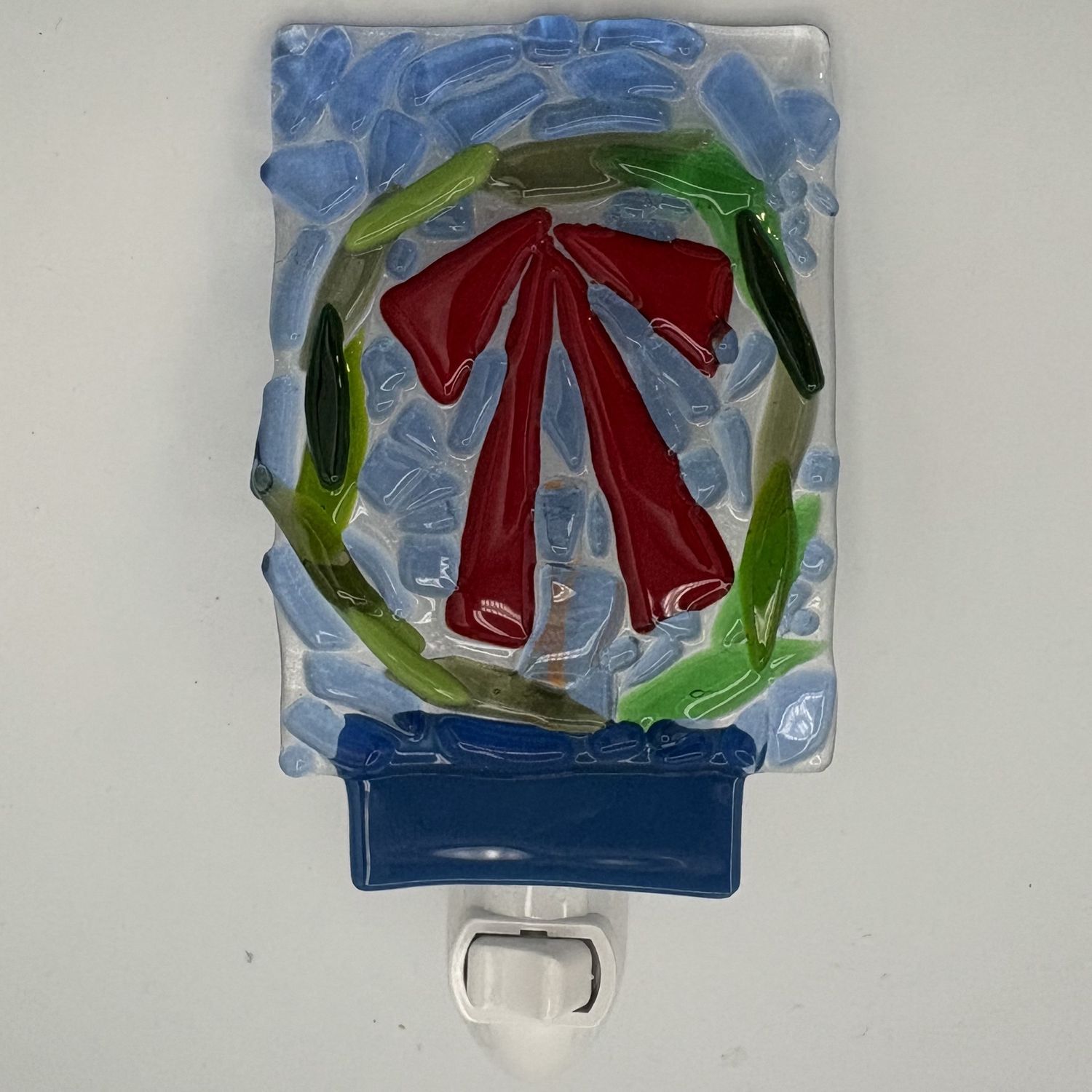 Kara Burgdorf, Fused Glass Nightlight, Wreath on Blue Background