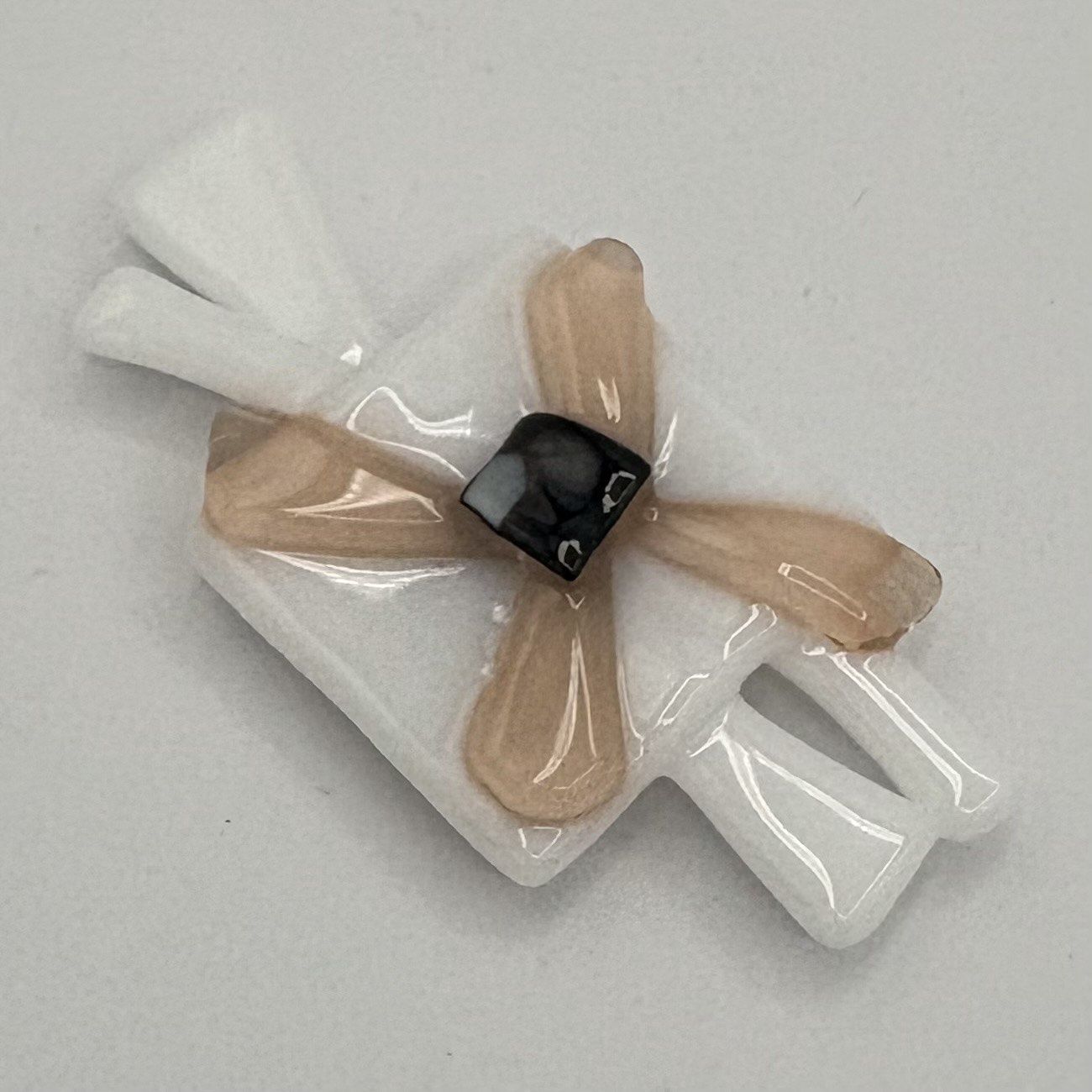 Alaina Weeks, Fused Glass Magnet, White and Pink Candy