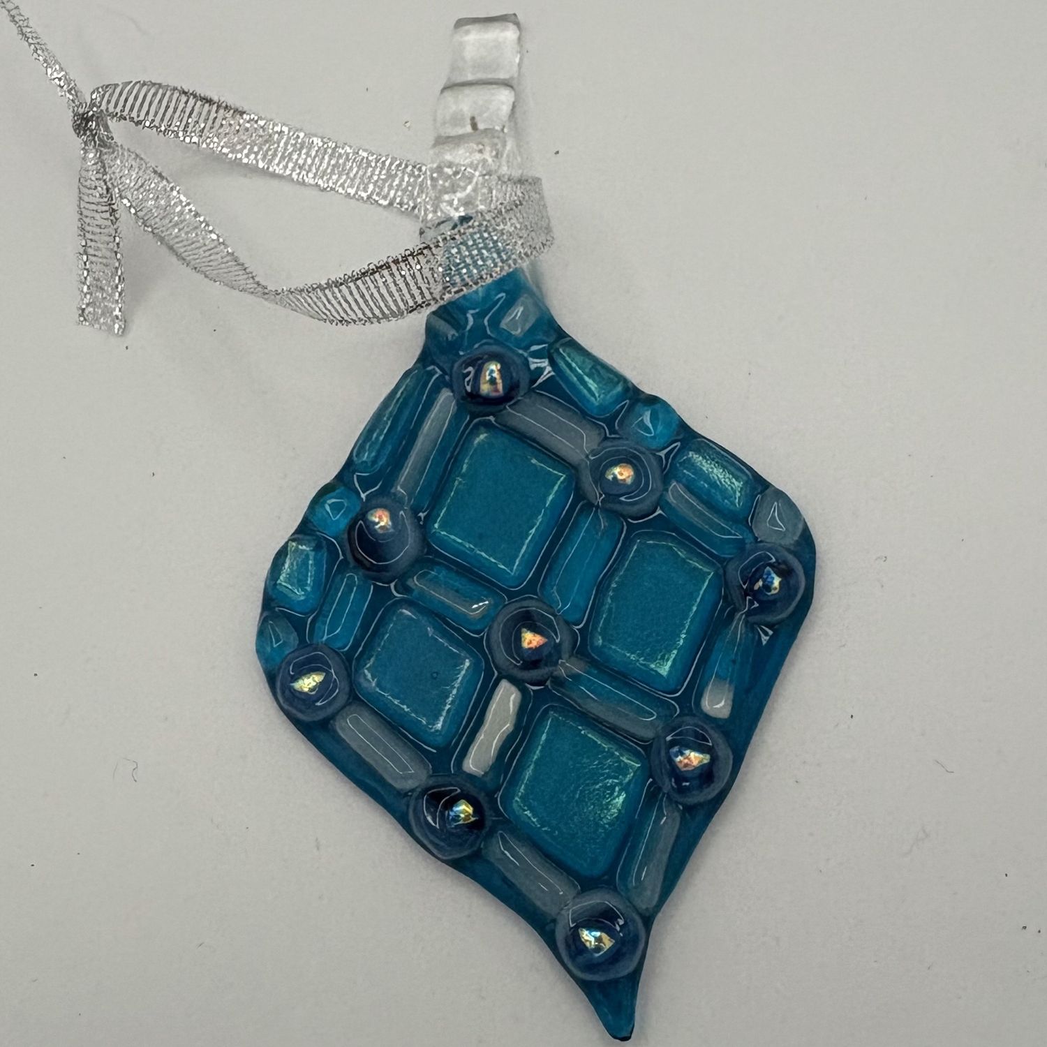 Liz Pfeiffer, Fused Glass Ornament, Small Traditional Blue and White Design 2