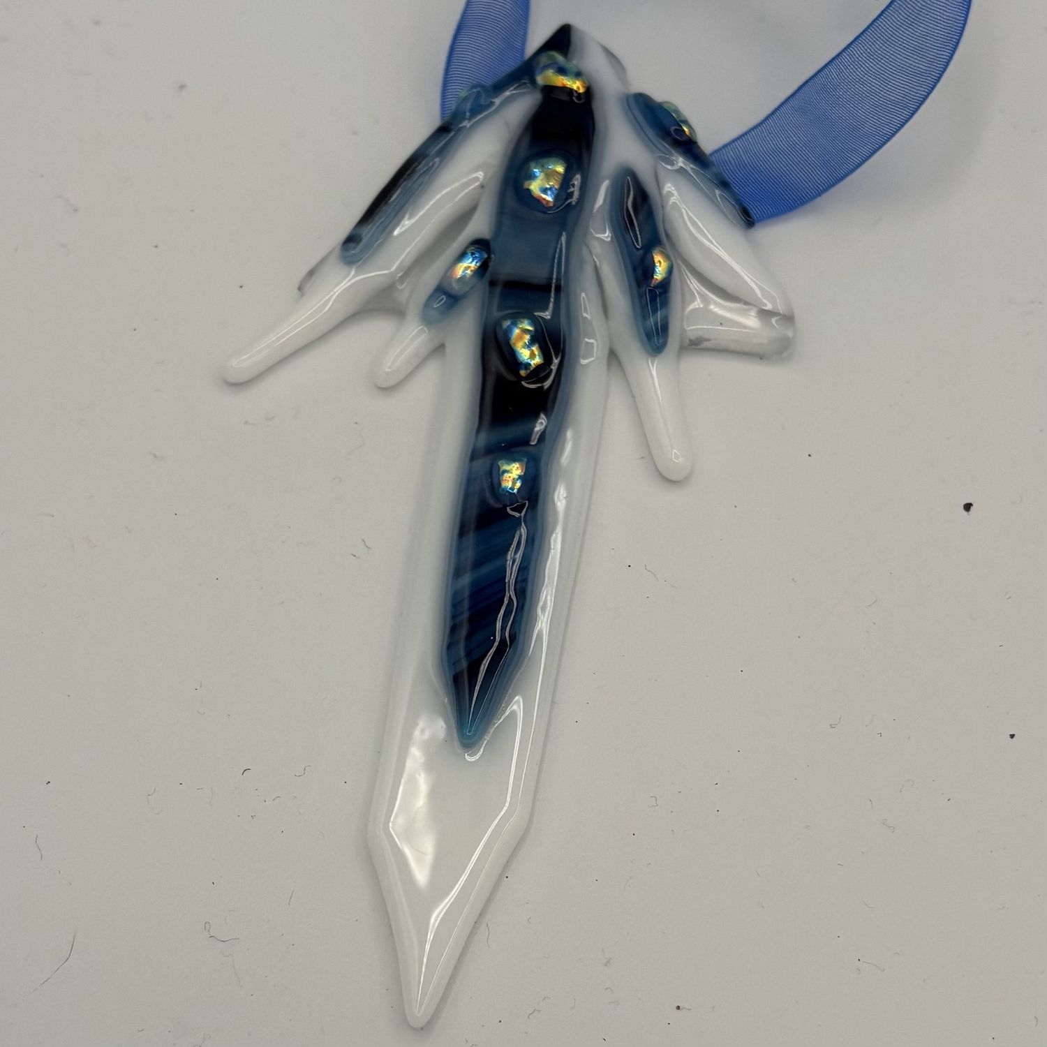 Liz Pfeiffer, Fused Glass Ornament, Blue and White Spikes 2