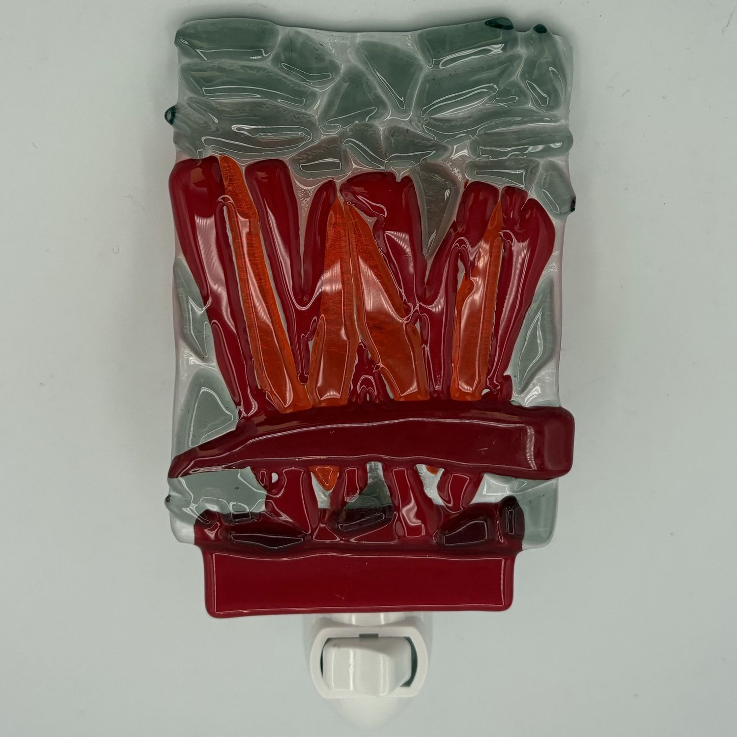 Tim Reynolds, Fused Glass Nightlight, Red and Orange 'W' Logo