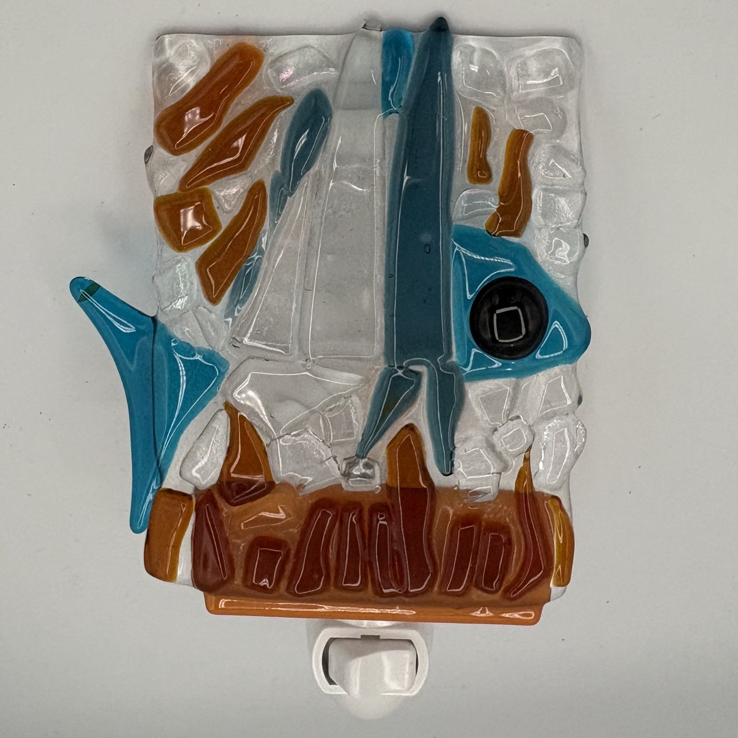 Meredith Bokeno, Fused Glass Nightlight, Blue and White Fish
