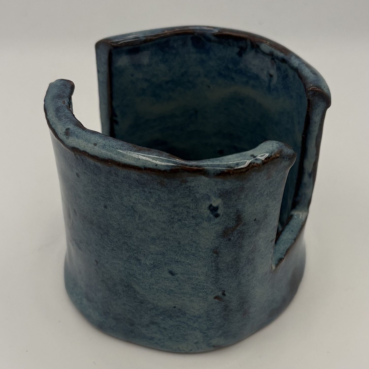Tammy McCammon, Ceramic Sponge Holder, Blue Design