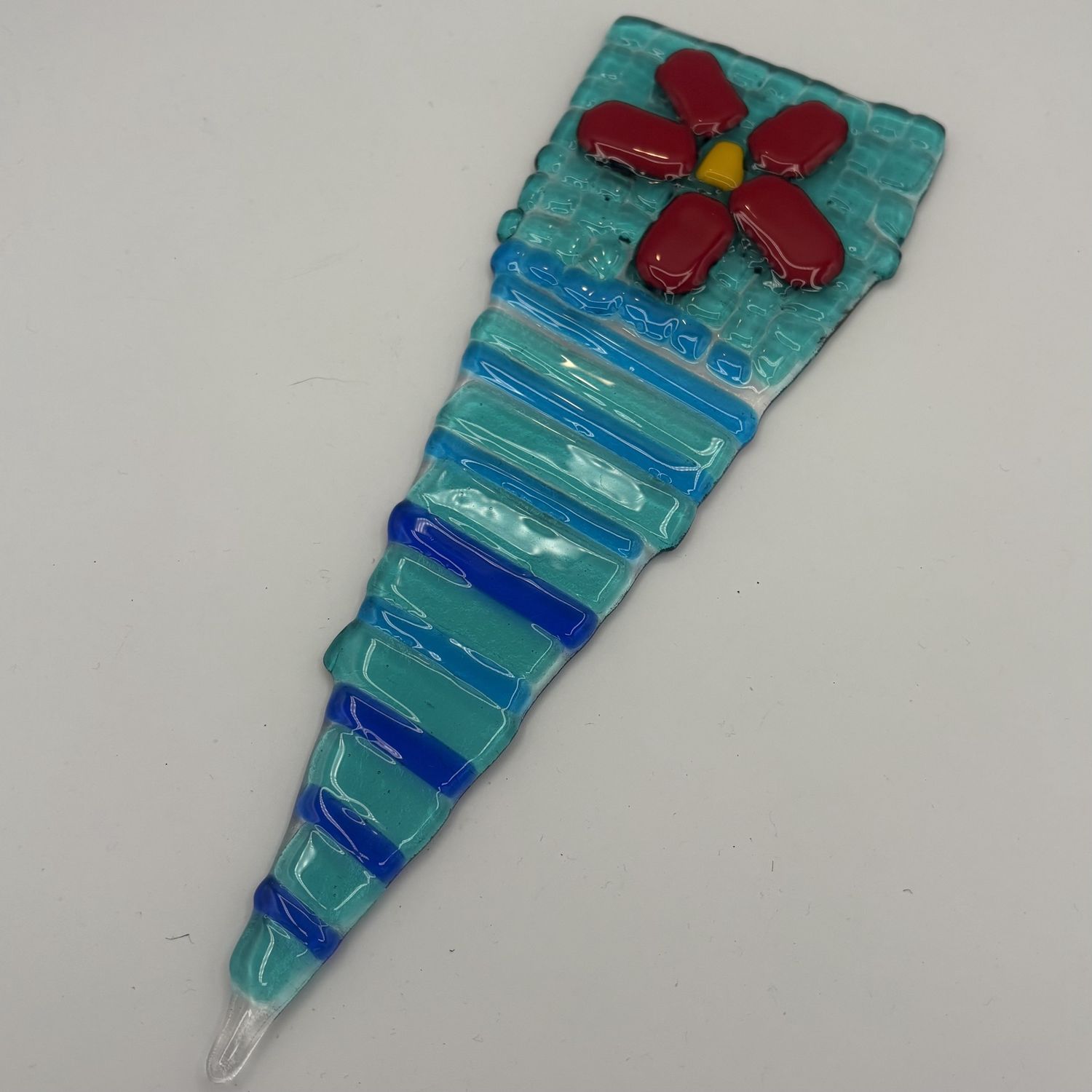 Rebecca Zareski, Fused Glass Garden Stake, Red Flower on Blue