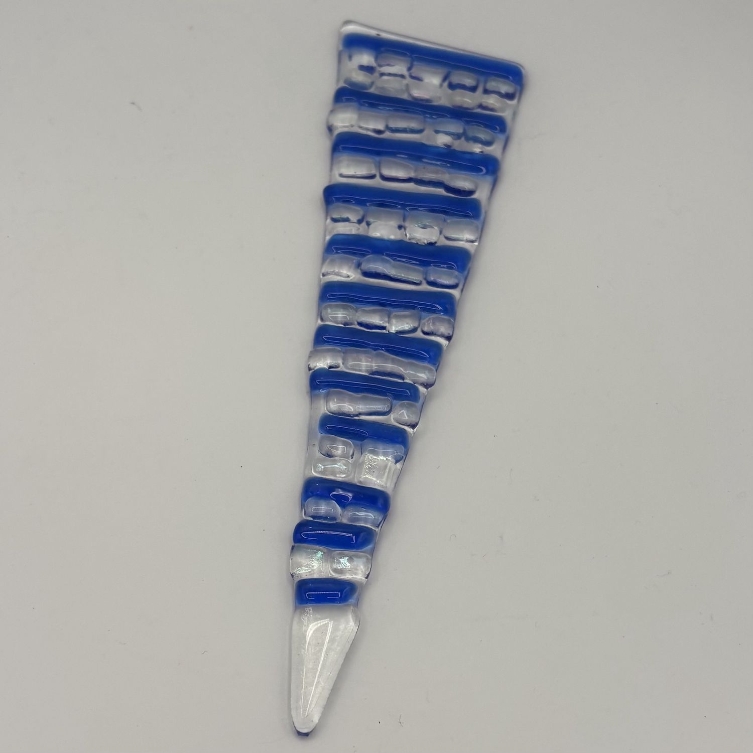 Meredith Bokeno, Fused Glass Garden Stake, Blue Stripes 1