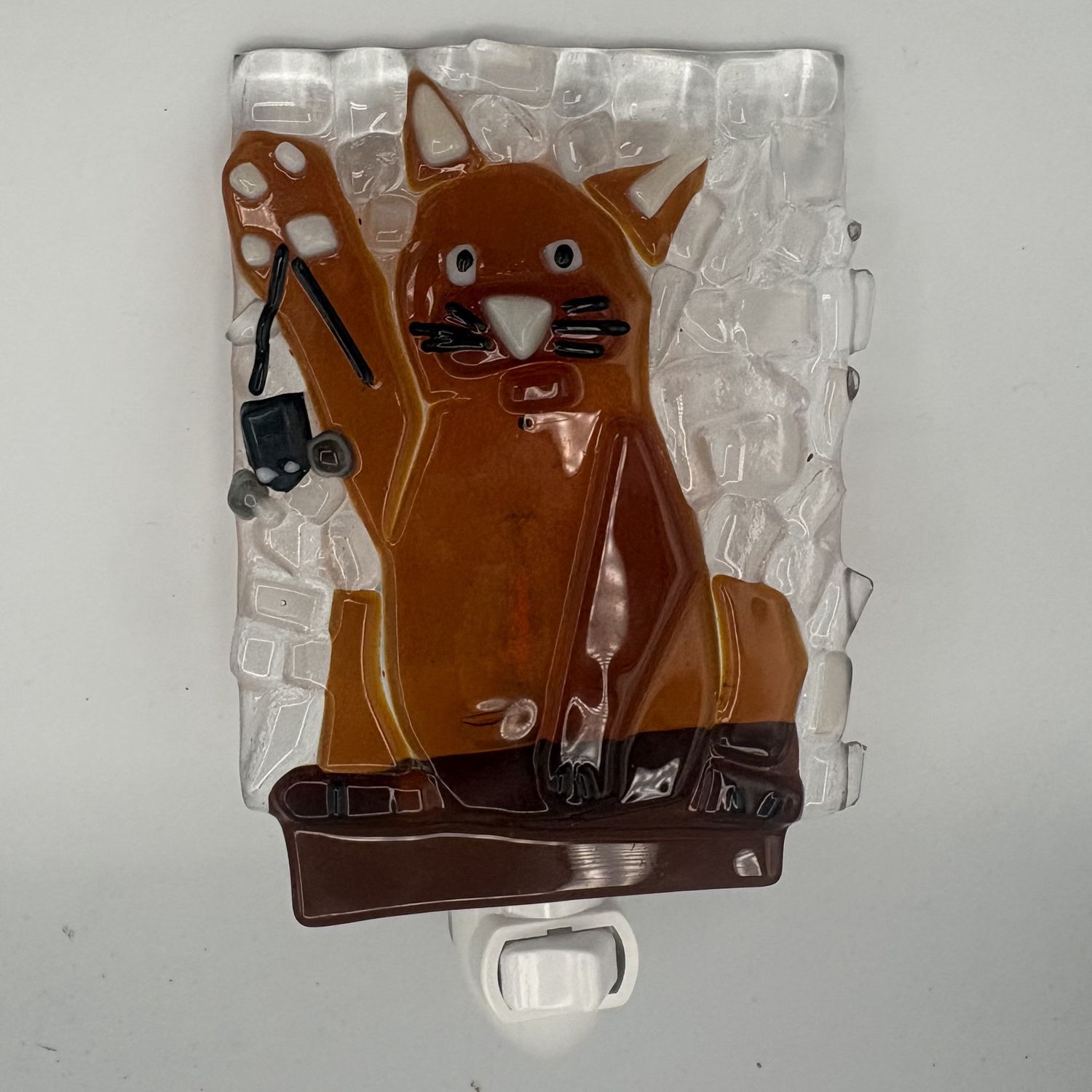 Alaina Weeks, Fused Glass Nightlight, Playful Cat