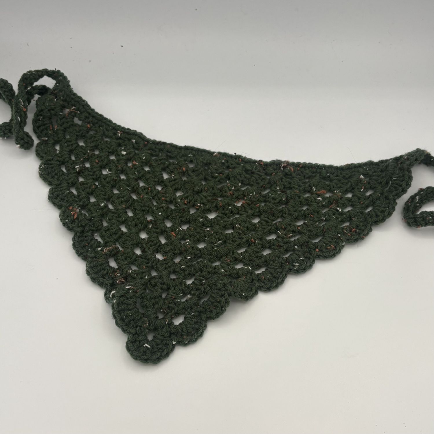 Kathleen Honeycutt, Crochet Bandana, Speckled Dark Green Design