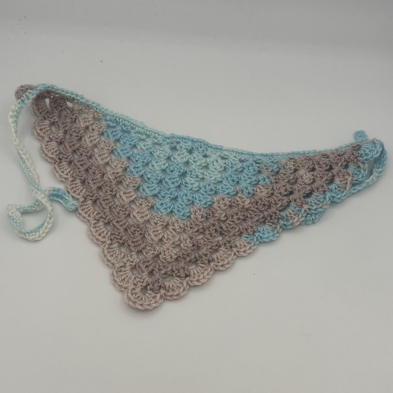 Kathleen Honeycutt, Crochet Bandana, Pink and Blue Design