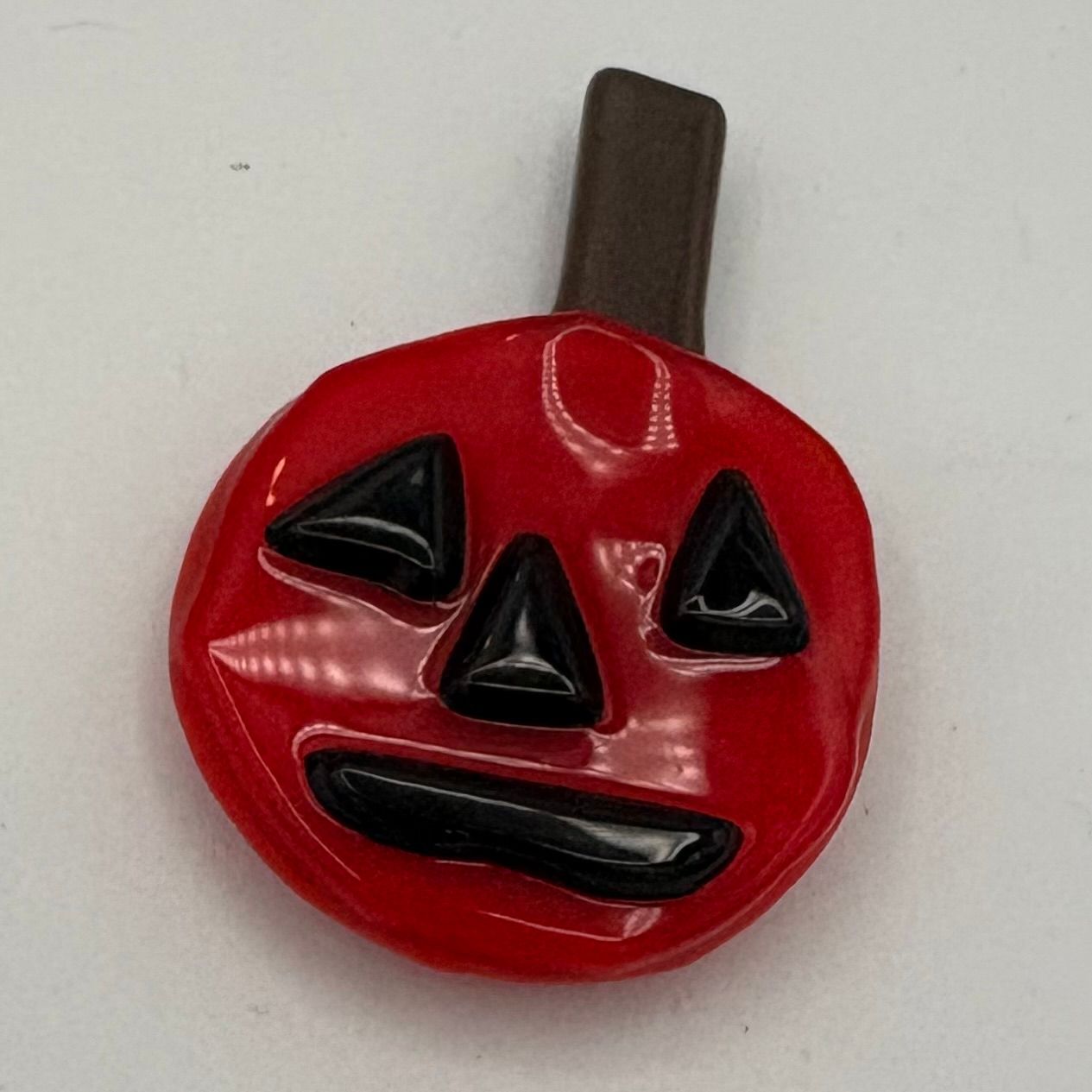 Samantha Pitts, Fused Glass Magnet, Jack-O-Lantern