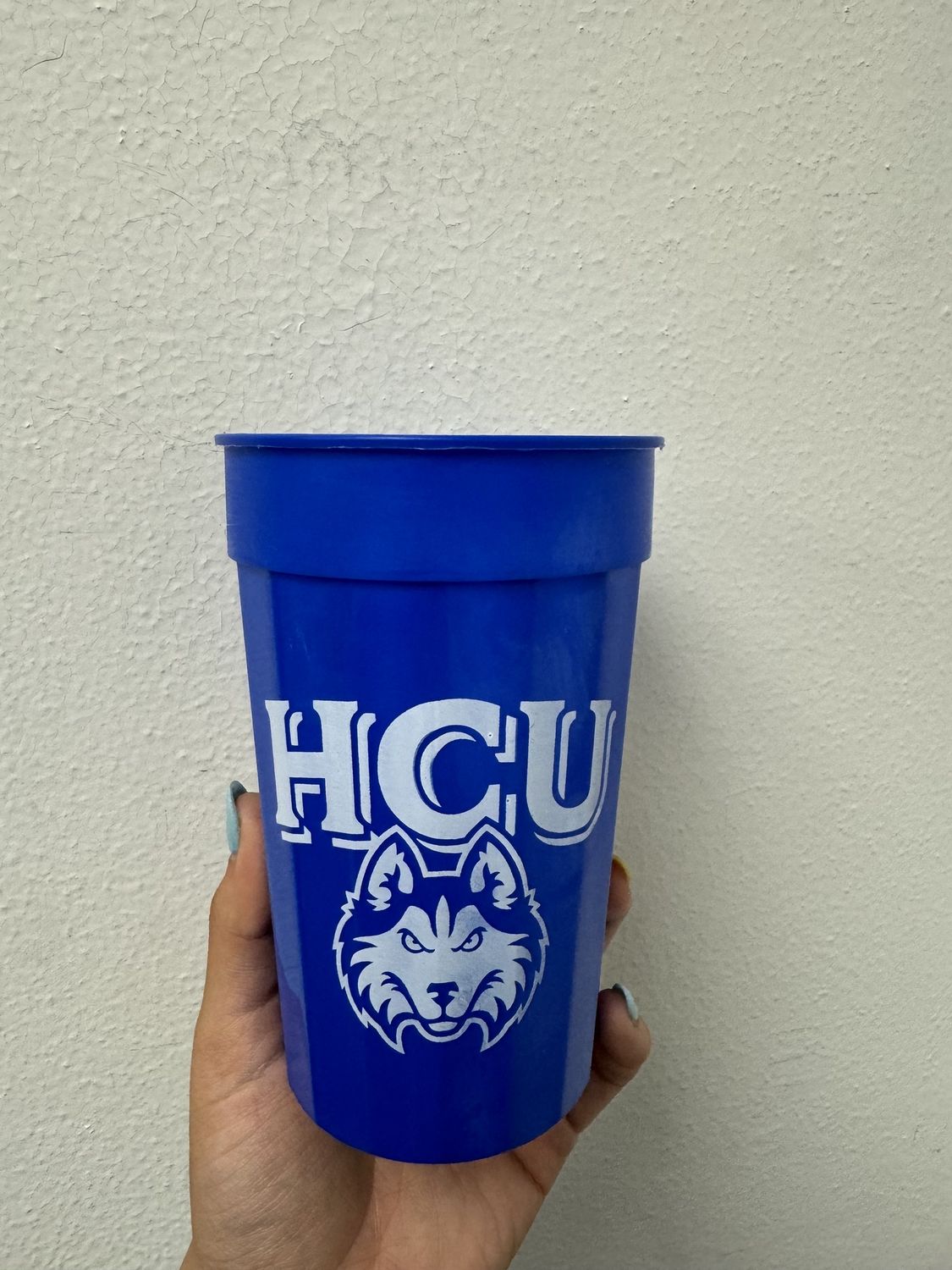 CUP STADIUM PLASTIC FLUTED 22OZ HCU HUSKY HEAD