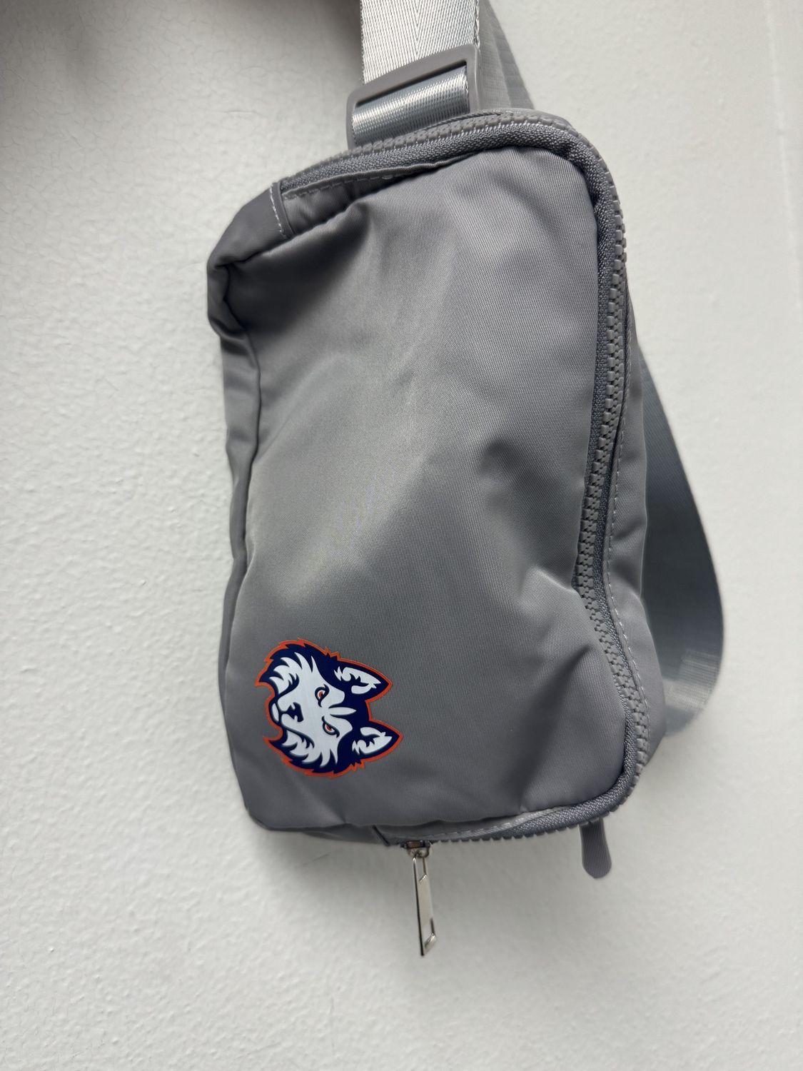 BELT BAG WITH HUSKY HEAD JARDINE