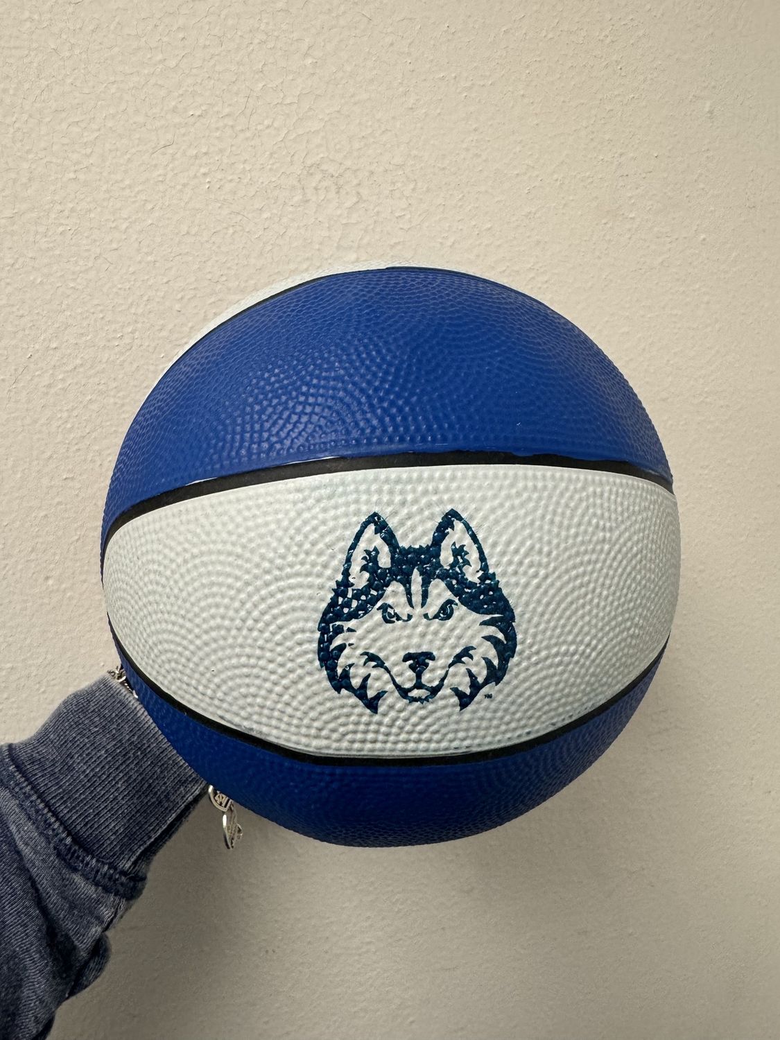 MINI RUBBER BASKETBALL