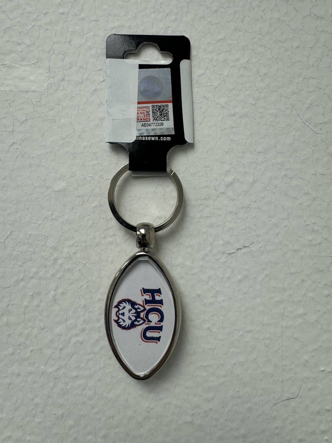 KEY CHAIN METAL FOOTBALL HCU HUSKY HEAD MCM GROUP