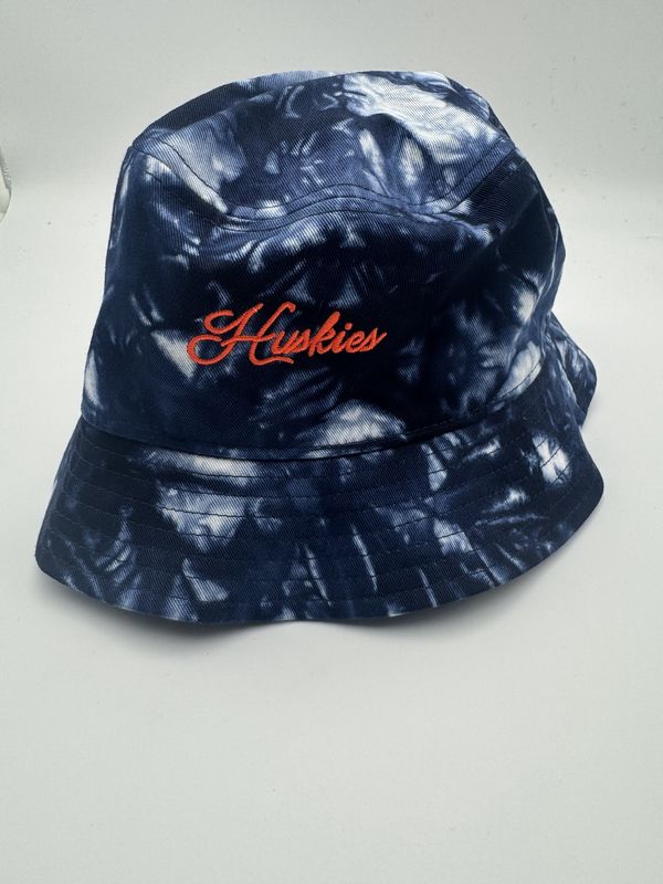 TIE-DYE BUCKET HAT