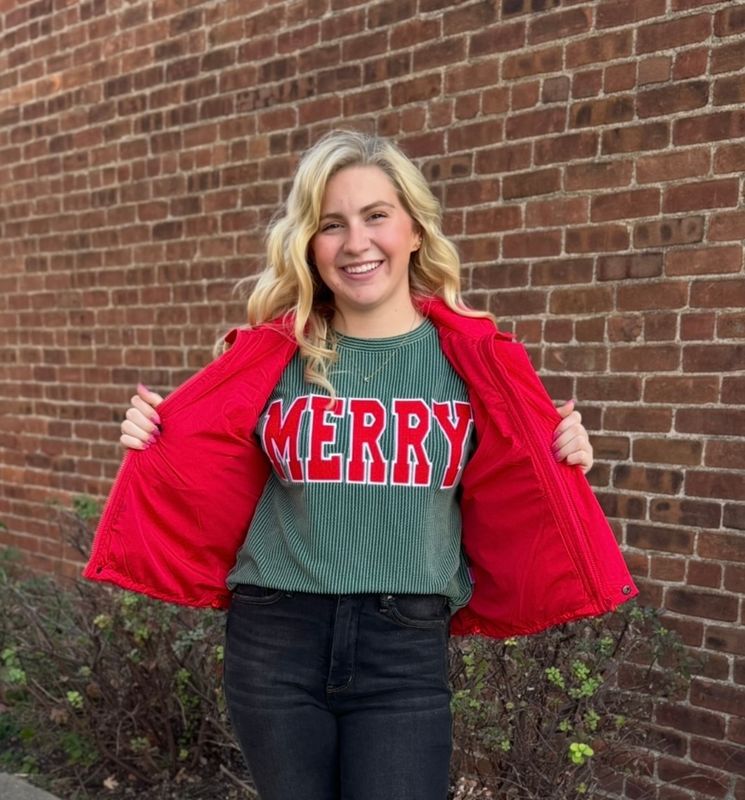 Twisted Rib Merry Graphic