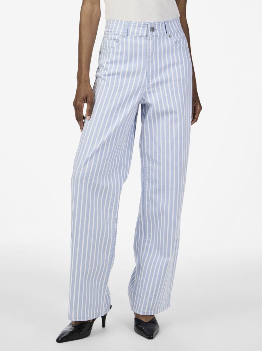 Yasleonora kentucky blue