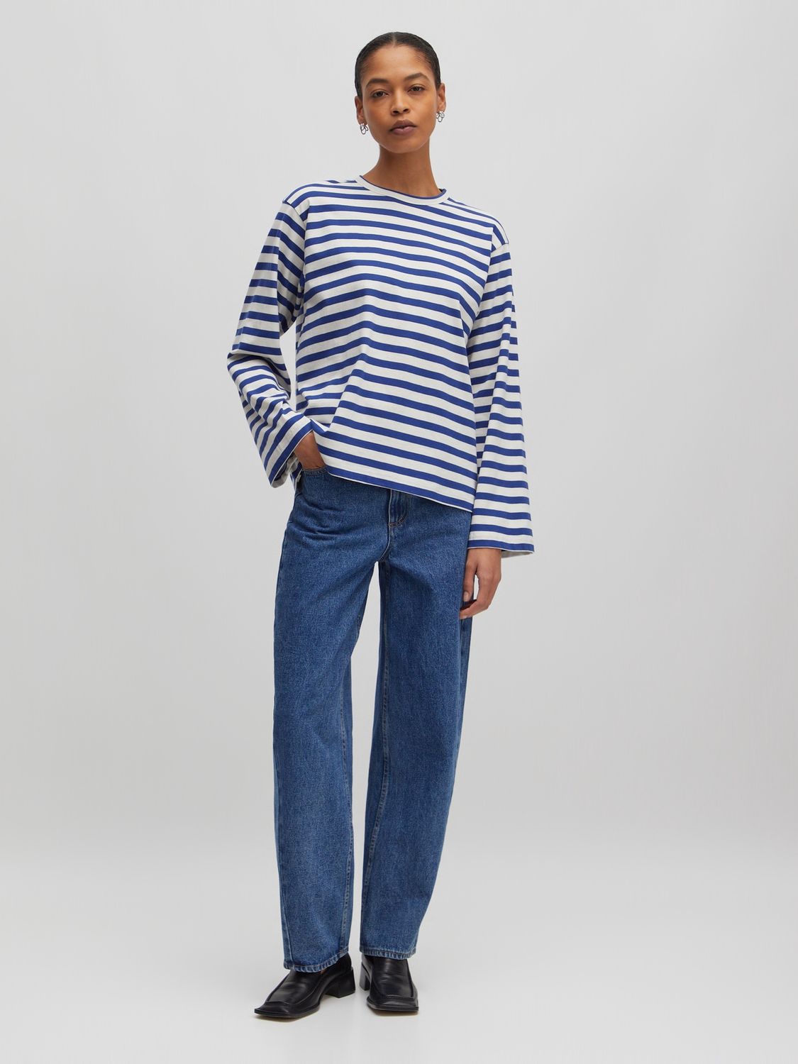 Veerle longsleeve blauw