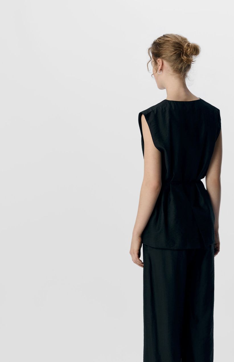 Objyui LO waistcoat