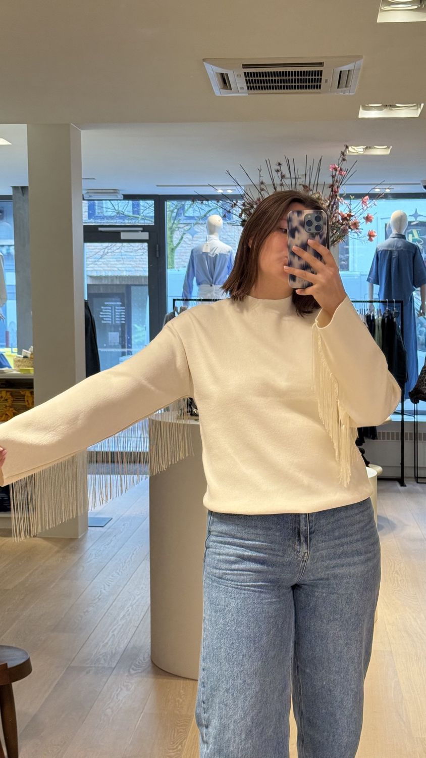 Yasfringa knit