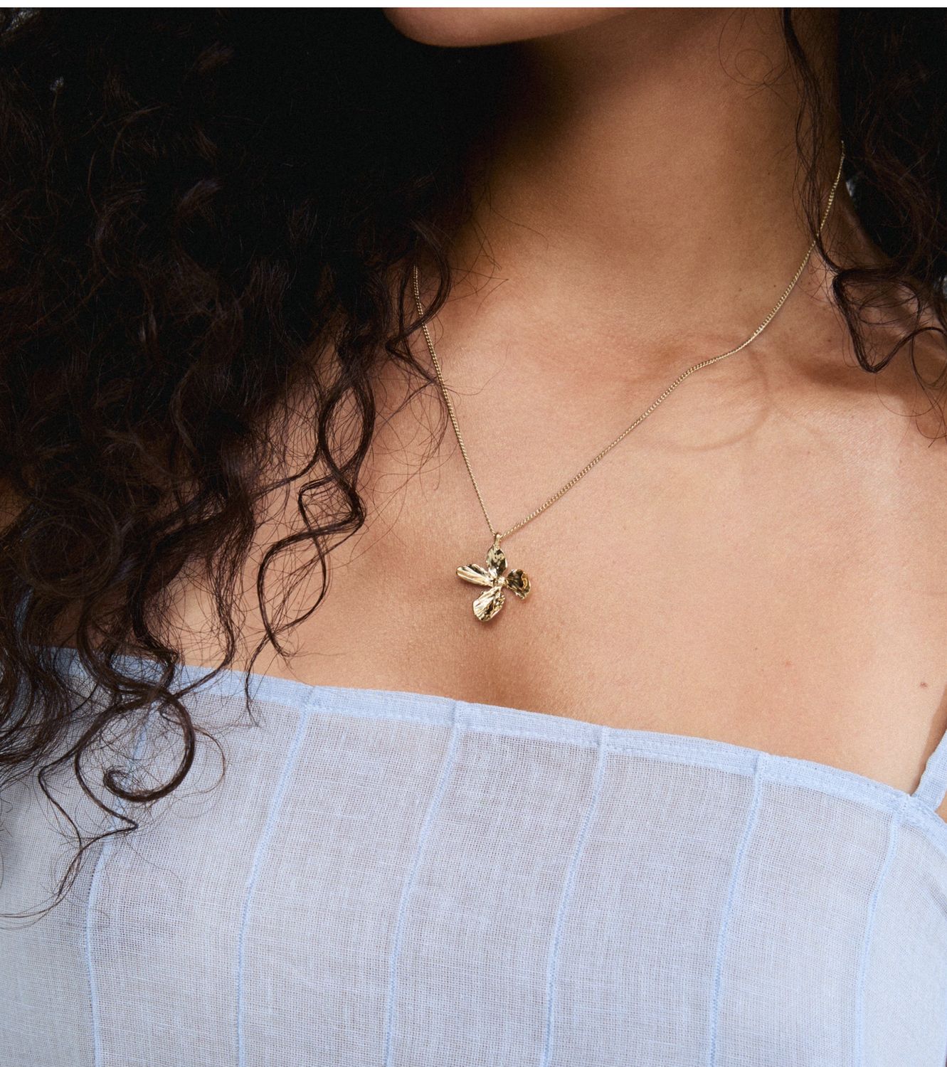 Dream statement necklace
