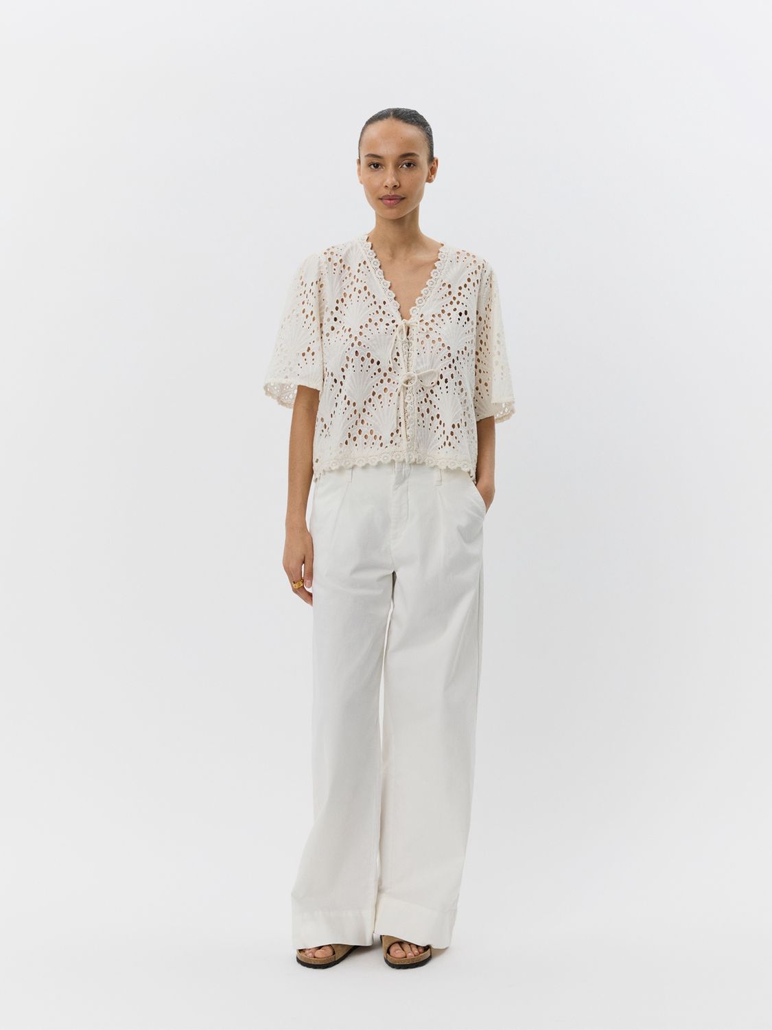 Athenasw trousers off white