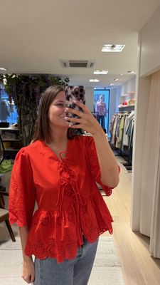 Yascornelia tie top