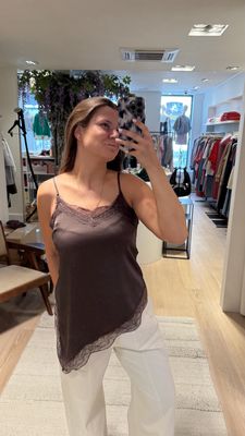 YASEVELINE LACE STRAP TOP