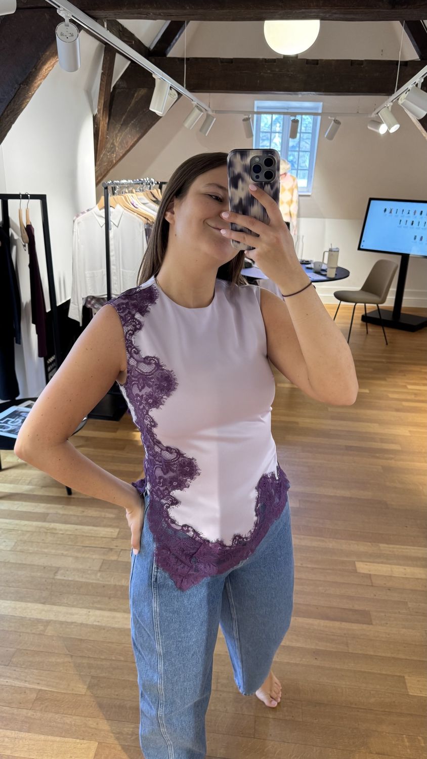 YASPELLA SL LACE TOP