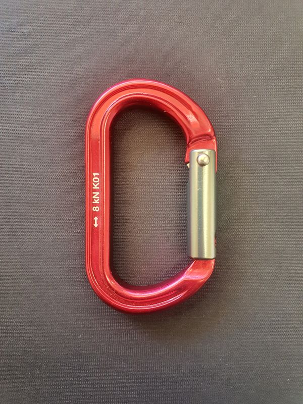 ACCESSORY BINER - RED