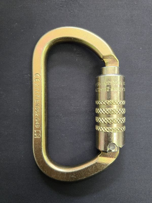 AT HEIGHT - STEEL OVAL TRI LOCK 36KN