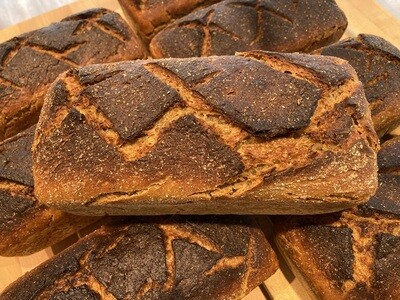 Kasten Kruste Gewicht ca. 1 Kilo