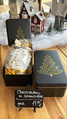Christstollen in Geschenkdose