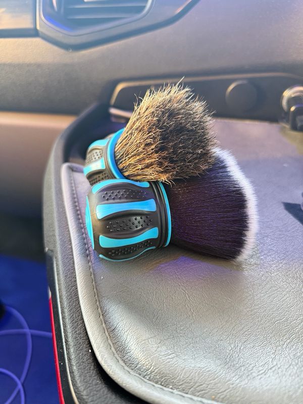 The Twins - Detailing Brushes