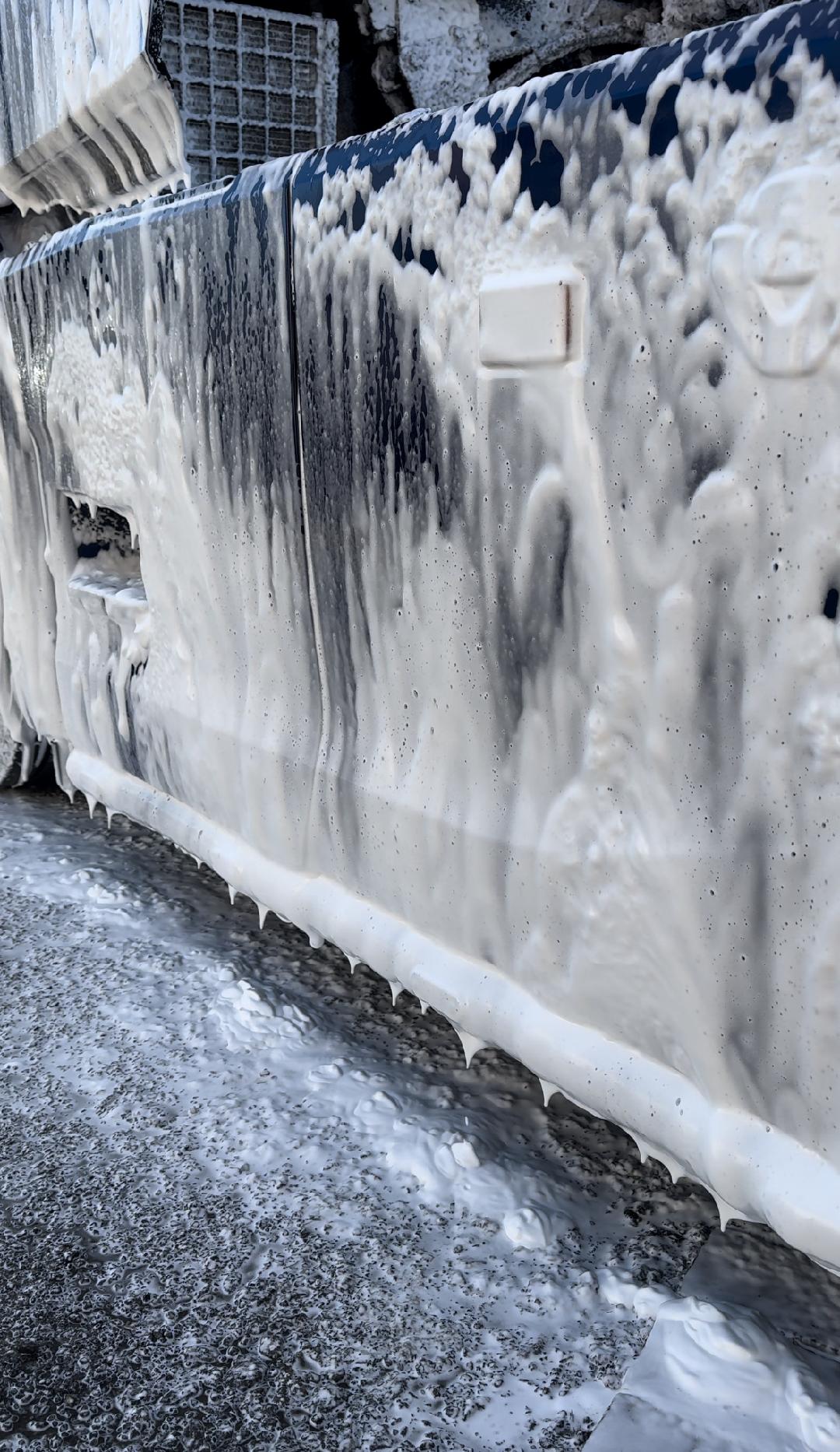 ULTRA SNOWFOAM