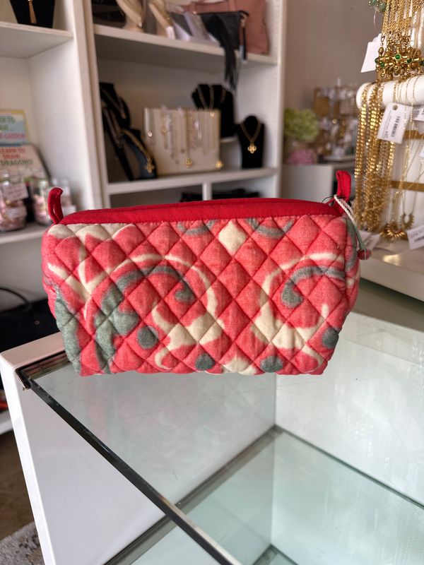 Quilted cosmetic bag