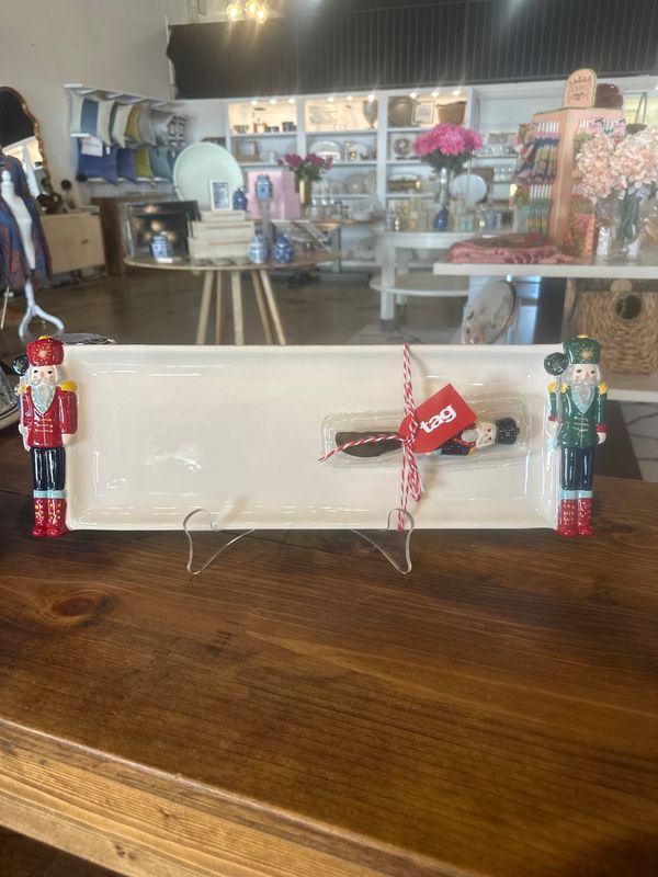 Nutcracker platter and spreader