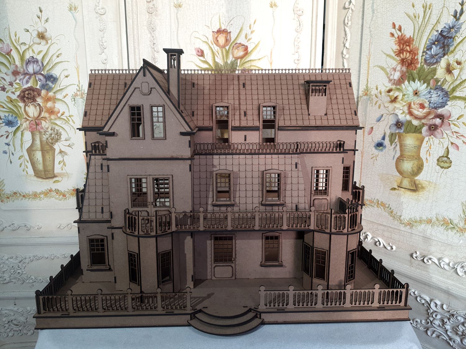 The Gothic Villa 1:24th scale Dolls House Kit
