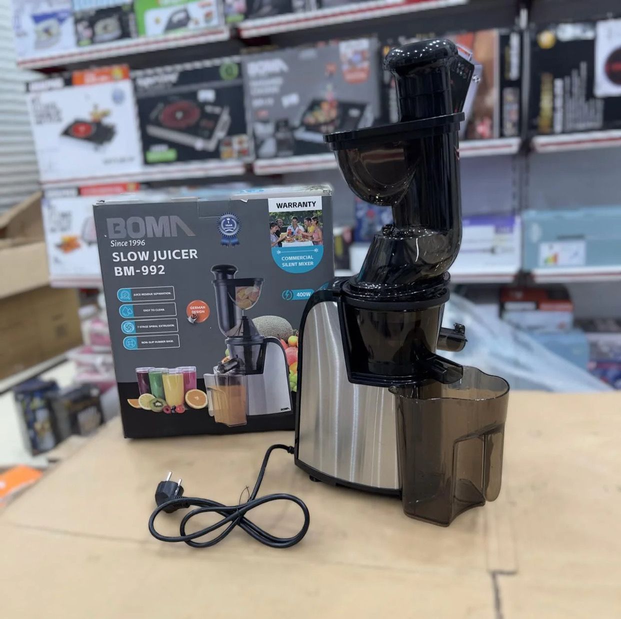 Extracteur de jus BOMA garantie 1 ans