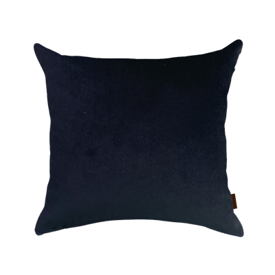 Velvet Gaga Dark Kissen