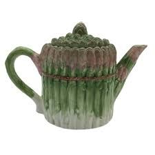 Asparagus Teapot (Tall)