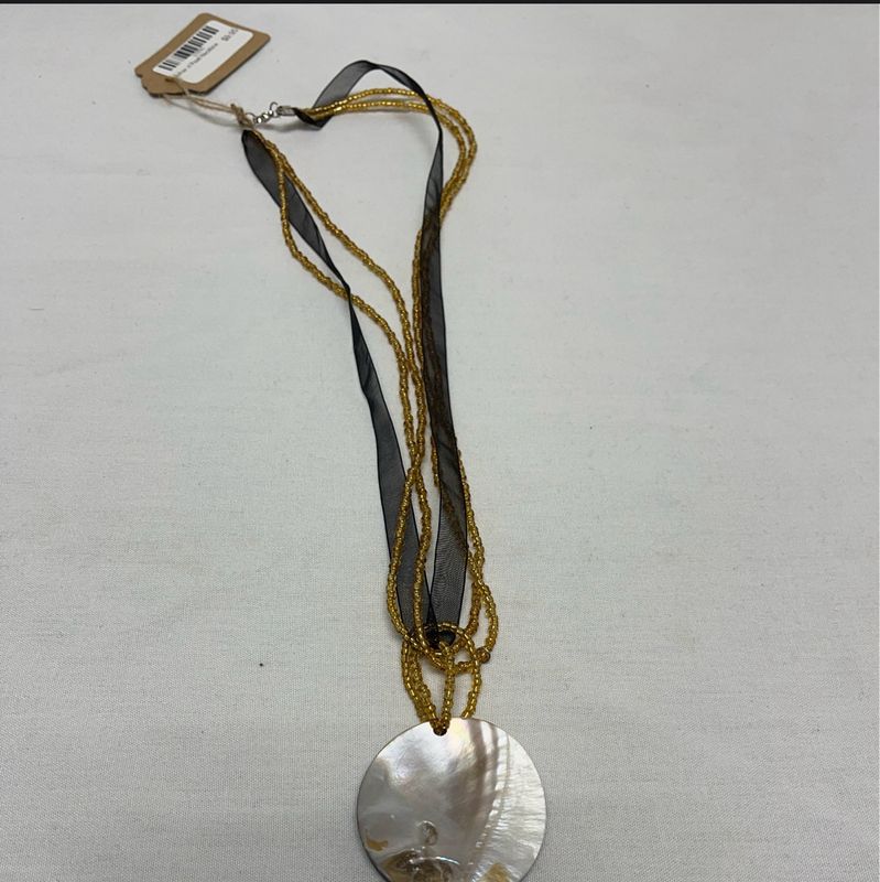 necklace - mother of Pearl