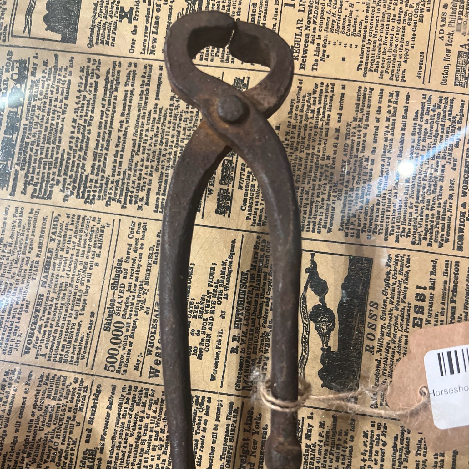 Horseshoe nail pliers
