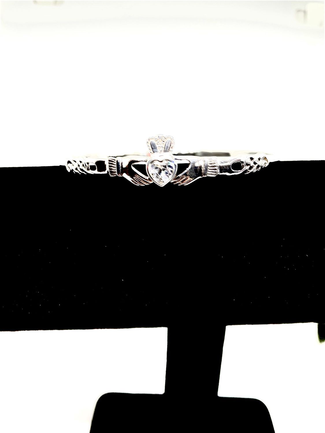 Claddagh Bangle