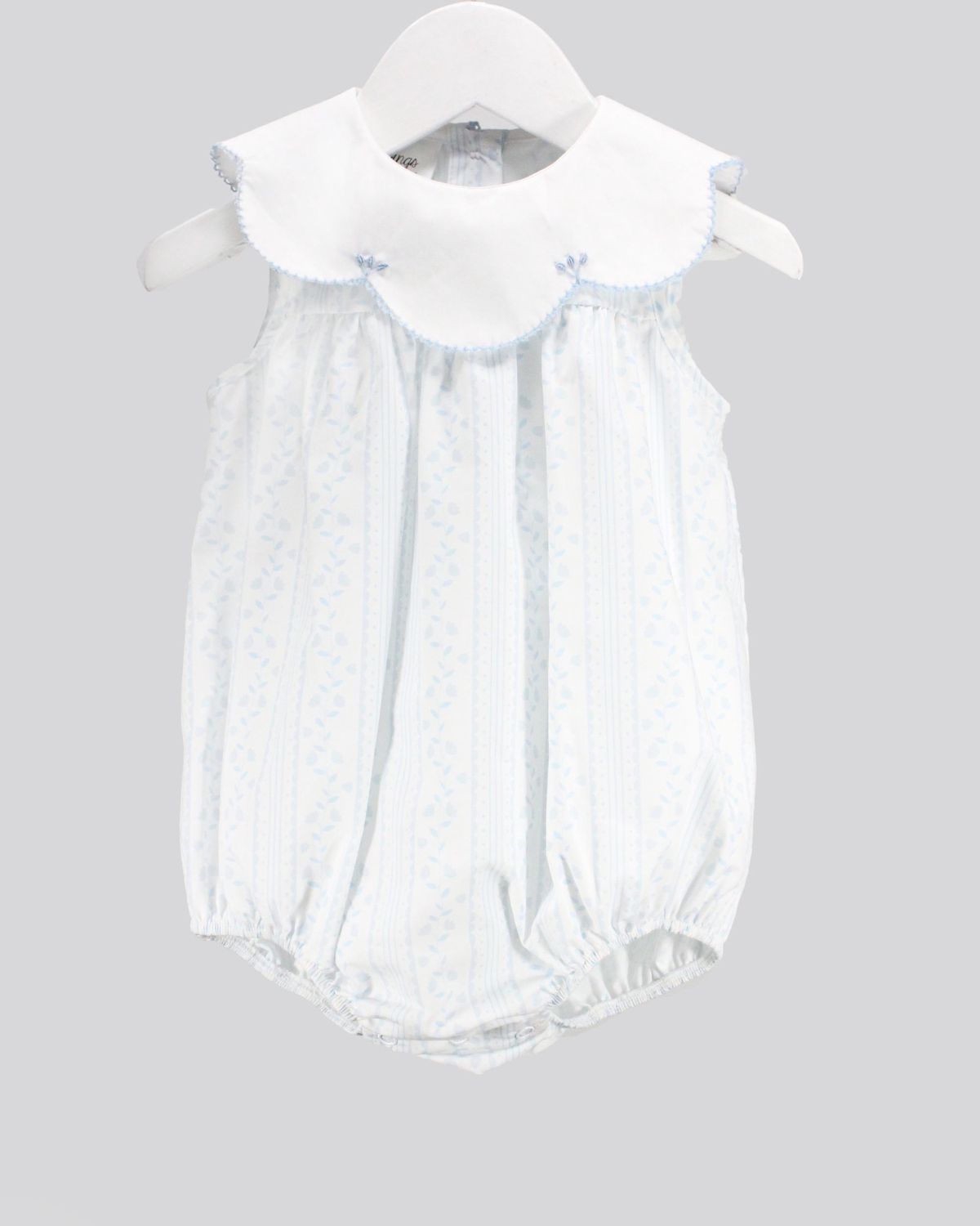 Scalloped Aria Bubble, Size: 3M