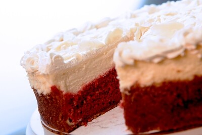 Red Velvet Cheesecake