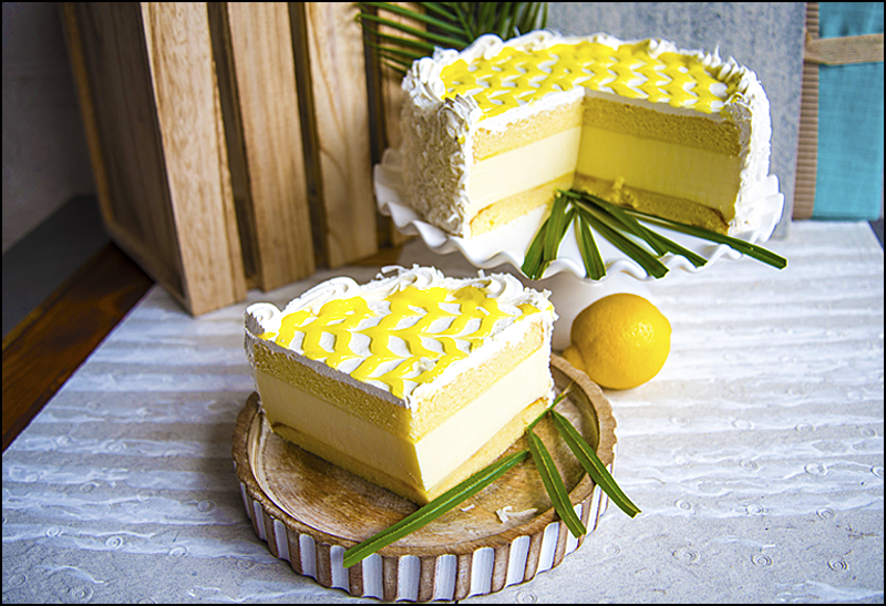 Lemon Coconut Cheesecake