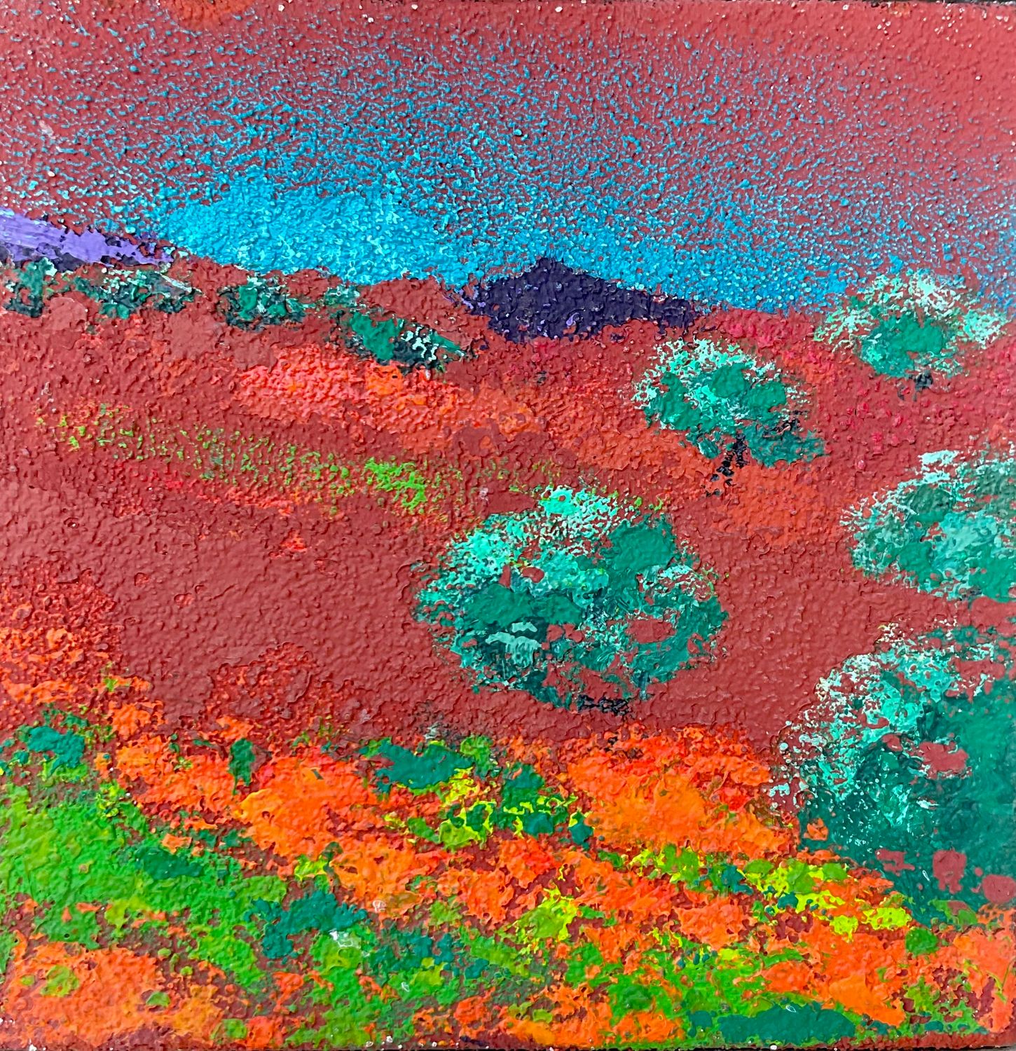 Tableau abstrait contemporain peint au Maroc, champs de fleurs sauvages derrière la maison de l’artiste, toile 40x40 cm